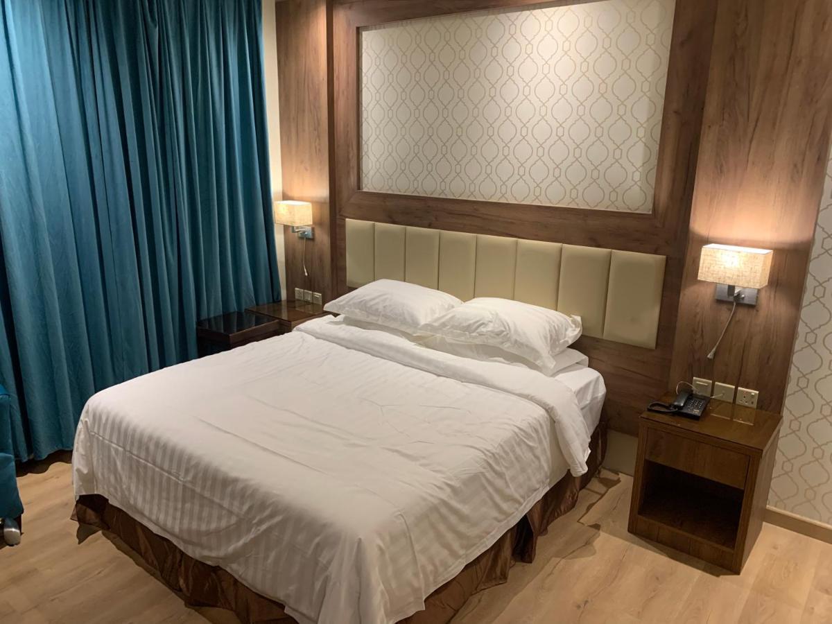 Fanan Suite 吉达 外观 照片